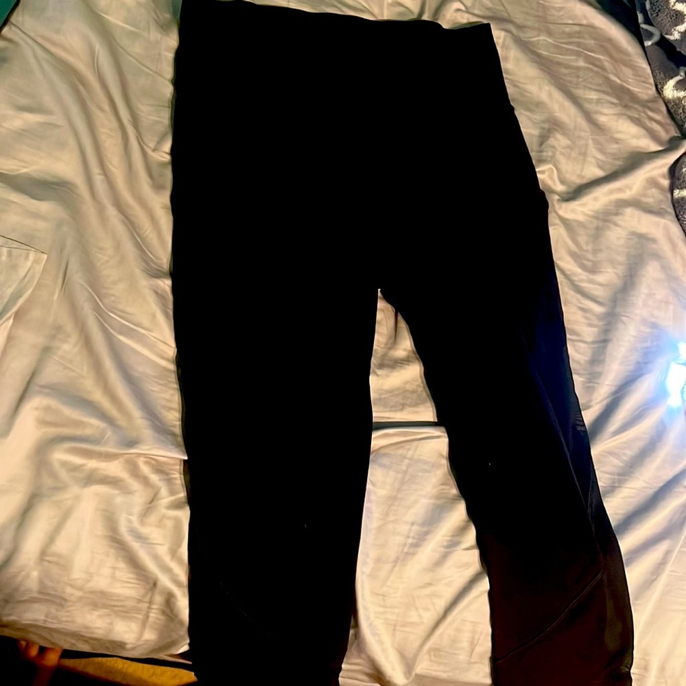 Lulu lemon crop leggings
